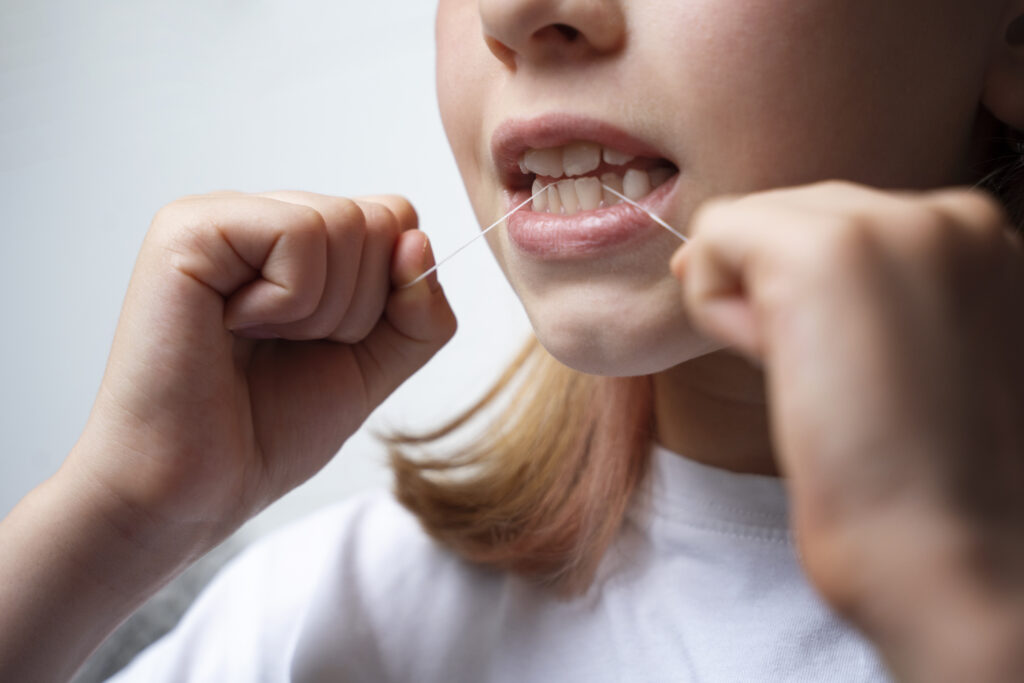 Dental Floss Use: Why Is It Important and How Should It Be Used?